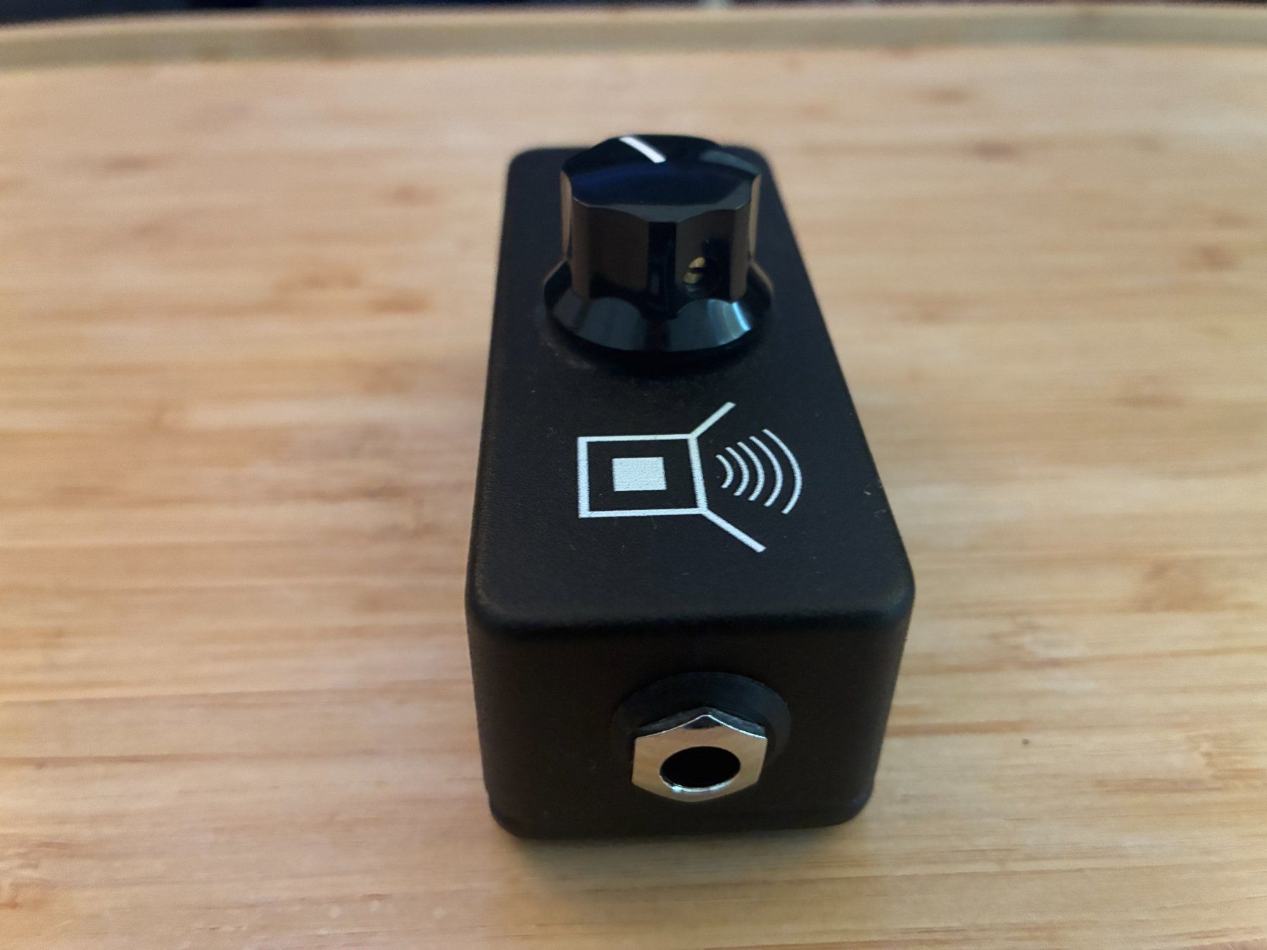 JHS Strumenti musicali: JHS Black Amp Box – Usato da Zürich venduto da Diegom81 2
