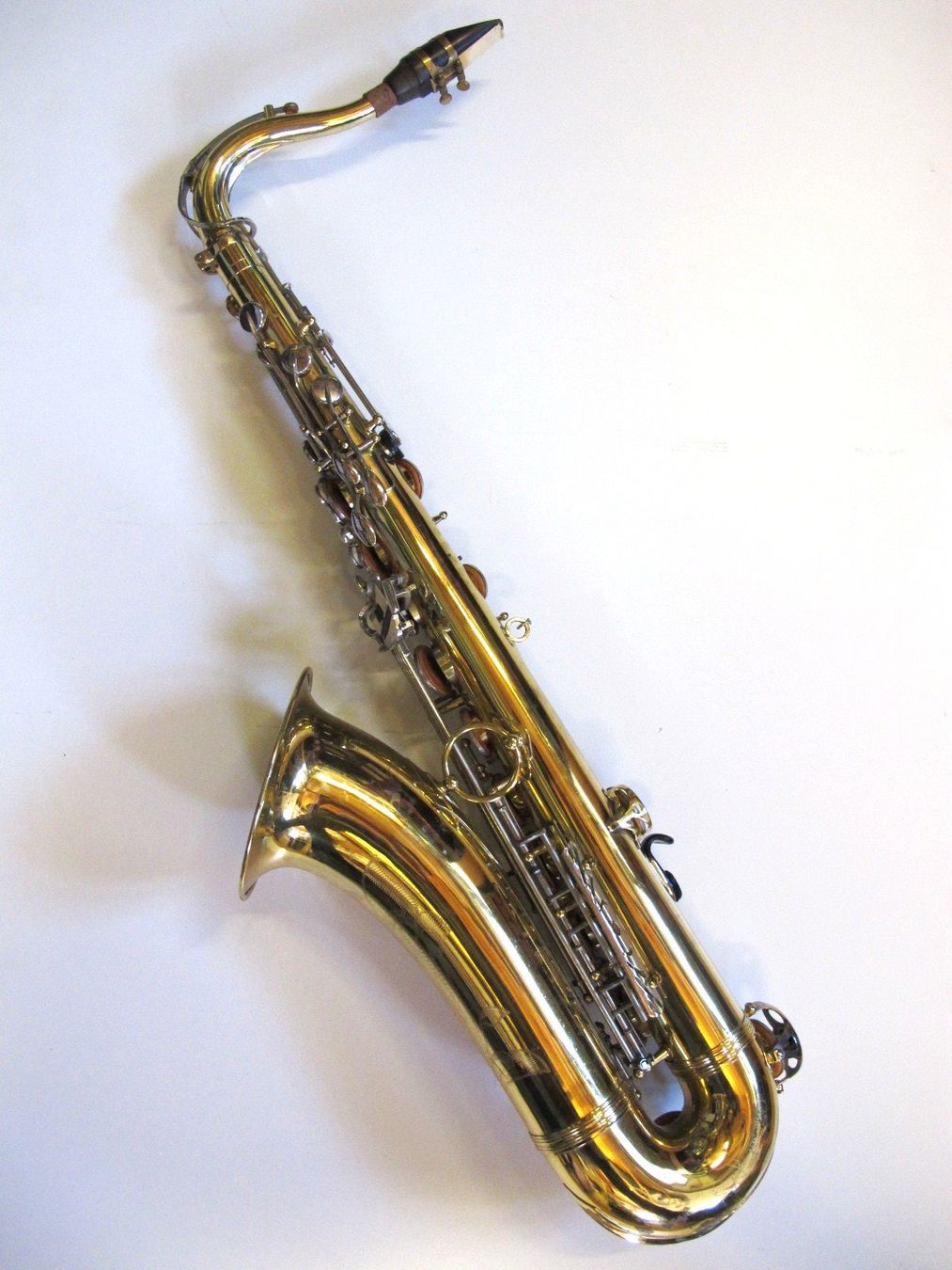 Musikinstrumente: MW Saxophon – Gebraucht aus Glarus von Toni-Glarus 1