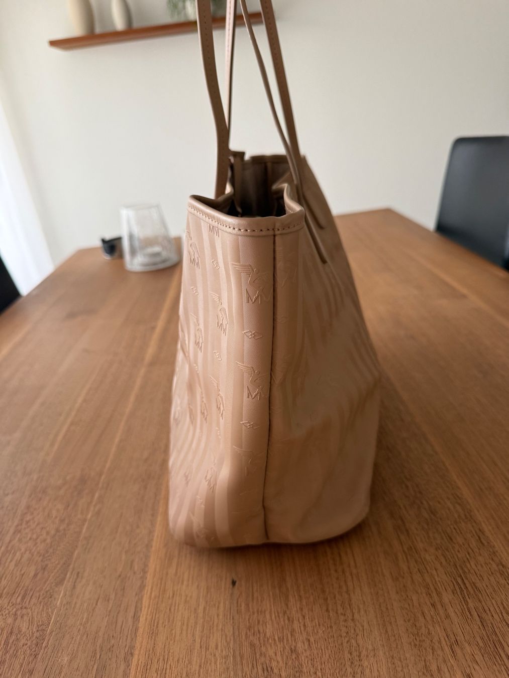 Maison Mollerus Borse da donna: Maison Mollerus Shopper Bern – Usato da Gossau SG venduto da _Escada_ 1
