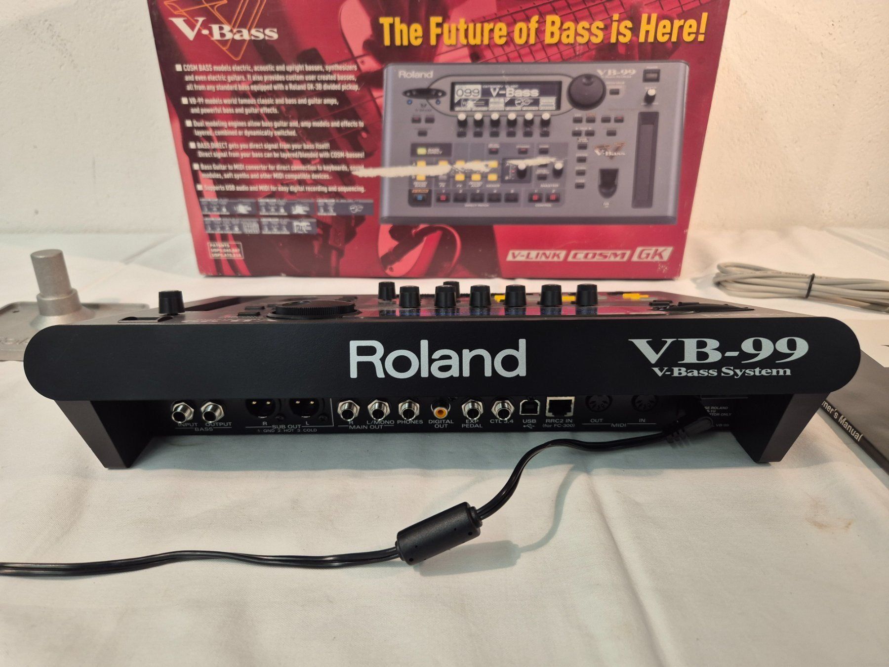 Roland Strumenti musicali: Roland VB-99 Virtual Bass System/Effektgerät – Usato da Zénauva venduto da Alois6 2
