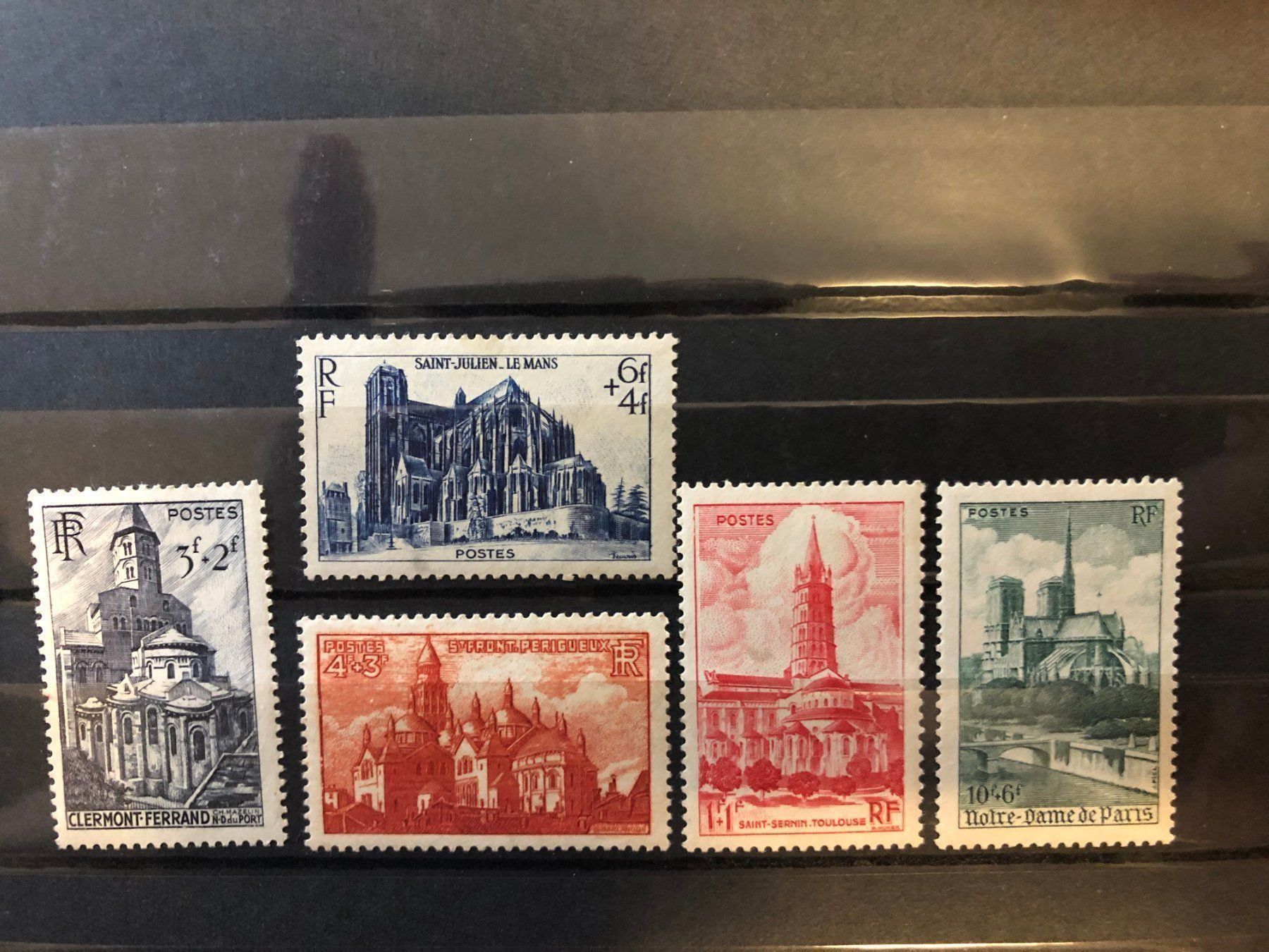 Alle Briefmarken: Série Cathédrales complète 1947** – Neu und originalverpackt aus Lausanne von ffhoud