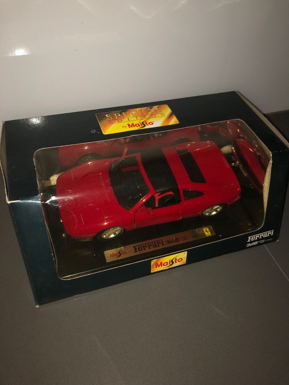 Maisto Voitures modèles: Ferrari 348 ts 1990 1/18 – Neuf avec emballage d'origine à Dürrenäsch par JFAS