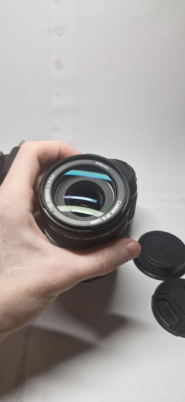 Canon Kamera: Canon EOS 1200D kit. Lightly used, great condition. – Gebraucht aus Fleurier von pfi_r2zm 8