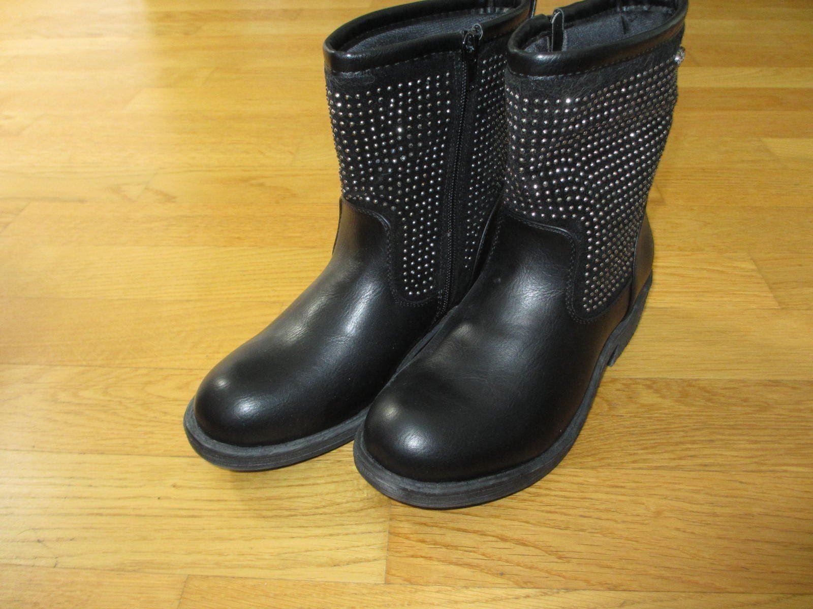Scarpe da donna: Boots Buffalo Gr.37 Schwarz – Usato da Zweidlen venduto da Shubli