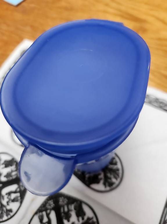 Tupperware Contenitori & Simili: Tupperware Krug 0,5l blau oder grün oder Rot – Usato da Gstaad venduto da Kuhstall-2026 2