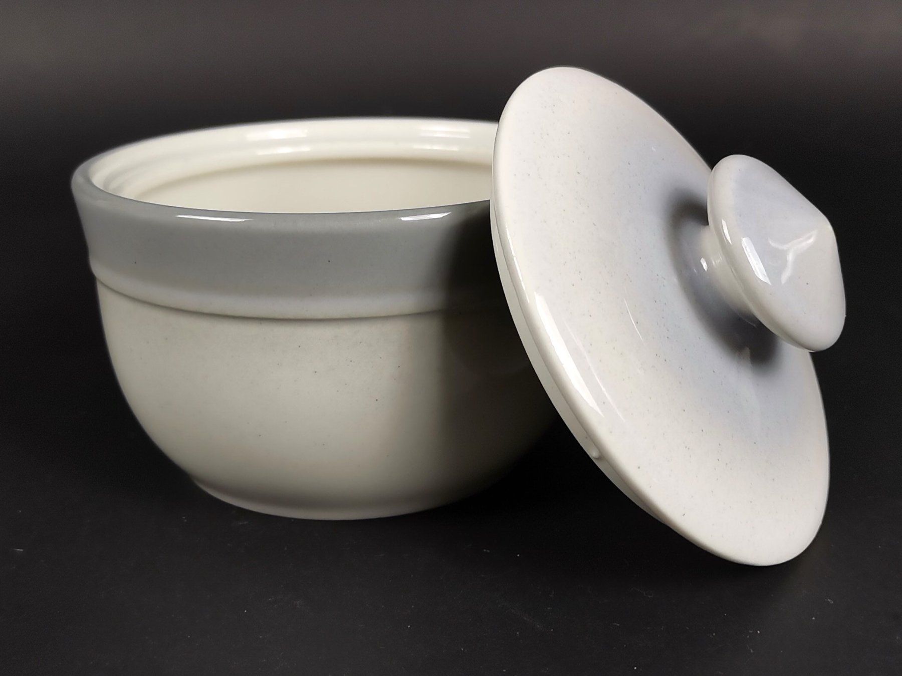 Set di piatti: Tee Kaffee Service Set – Usato da Schaffhausen venduto da Restwert_SH 4
