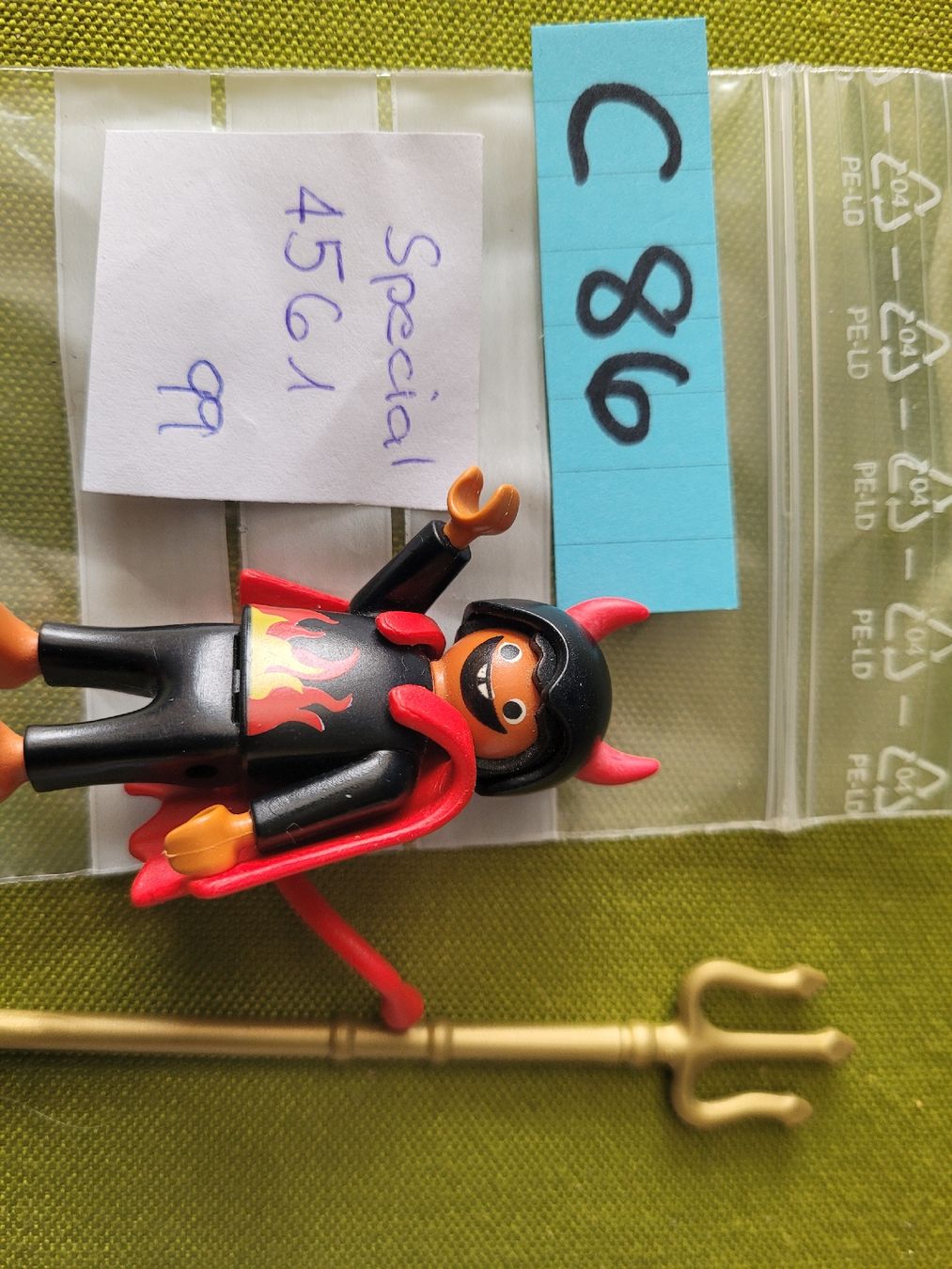 Playmobil Giocattoli: Playmkbil Special Sammelfigur C86 – Usato da Aarberg venduto da Fink010