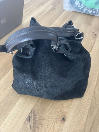 Schwarze Wildleder Handtasche - Echt Leder, Italien 👜