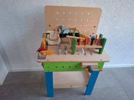 Werkbank Kinder Spielzeug Holz Zubehoer guter Zustand