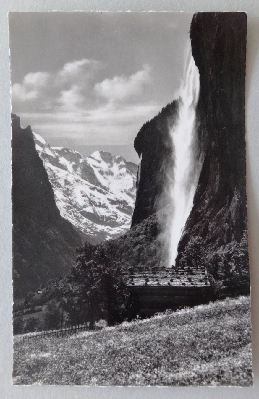 Ansichtskarten: Lauterbrunnen, Staubbachfall und Grosshorn – Gebraucht aus Fétigny von Billy2miny