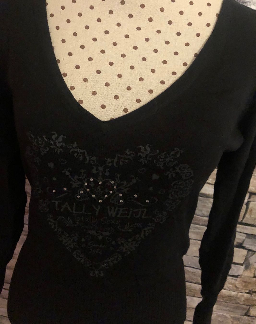 Pulls & Sweat-shirts: Pullover V Ausschnitt Gr. 38 – D'occasion à Wettingen par Hasta80 1