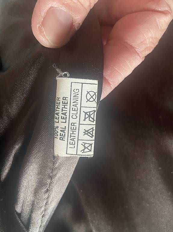 Giacche: Veste cuir  – Usato da Le Noirmont venduto da Leszukis 3
