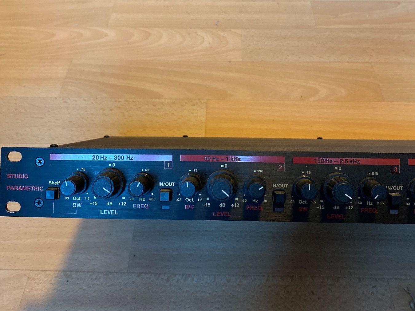 Equalizer: Equalizer Behringer Studio Parametric gebraucht – Gebraucht aus La Chaux-de-Fonds von E-broc 2