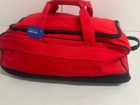 Reisetasche mit Rollen, Rot – Perfekt für den Sommer! 55 Zei