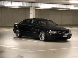 Audi A8 4.2 Quattro D2 V8 Sauger