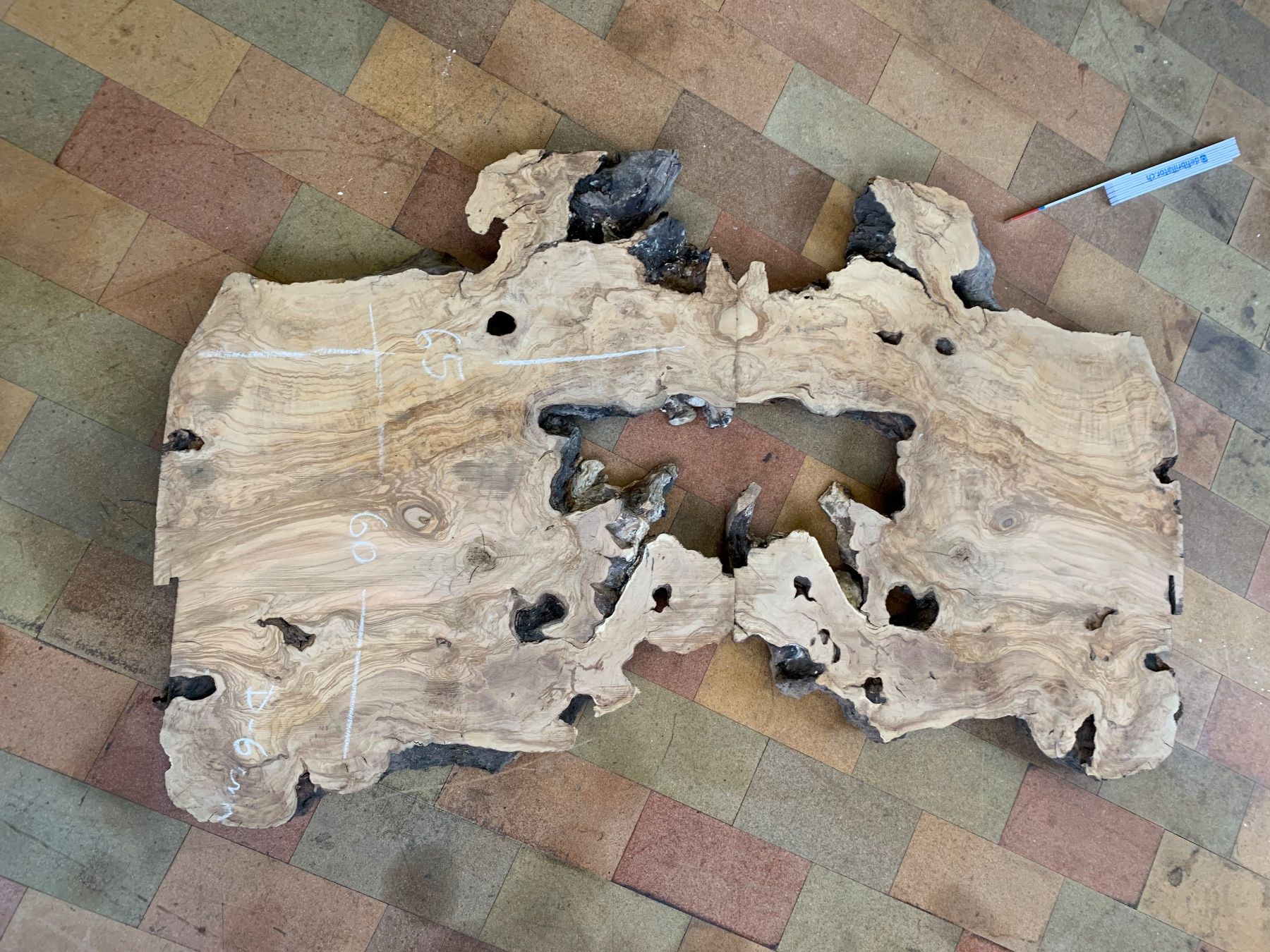 Holzartikel: Olivenholz Scheibe / Brett – Gebraucht aus Seedorf UR von Lochy