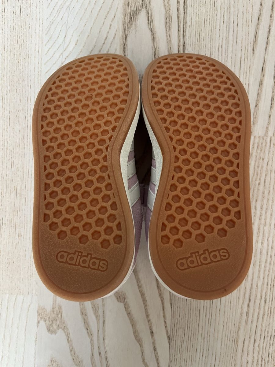 Adidas Scarpe per ragazzi: Neue Turnschuhe Adidas Grösse 30 – Nuovo (secondo la descrizione) da Ennetbaden venduto da Nala05 2