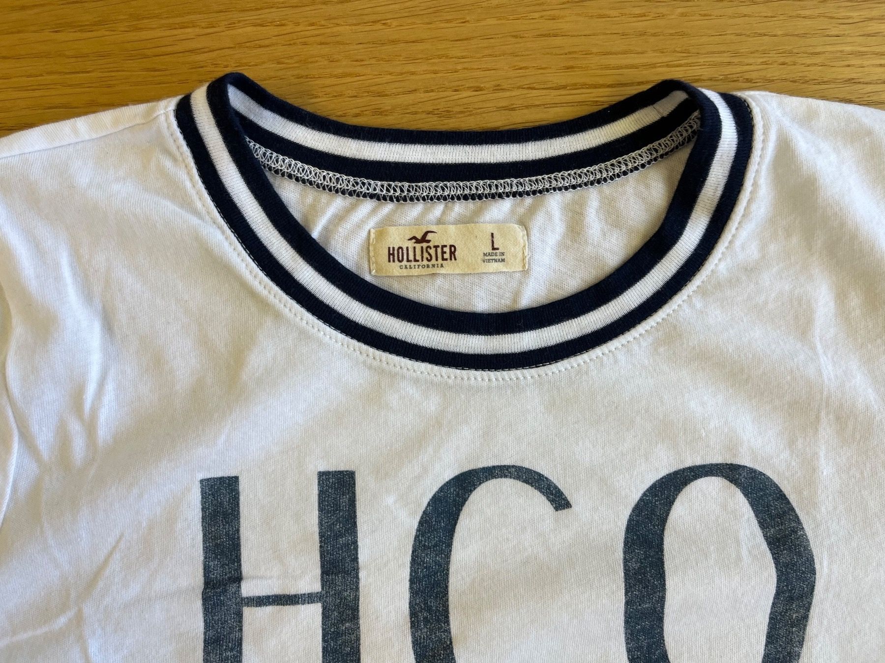 Hollister T-shirt: Hollister T Shirt, weiss – Usato da Netstal venduto da spaltflo01 1