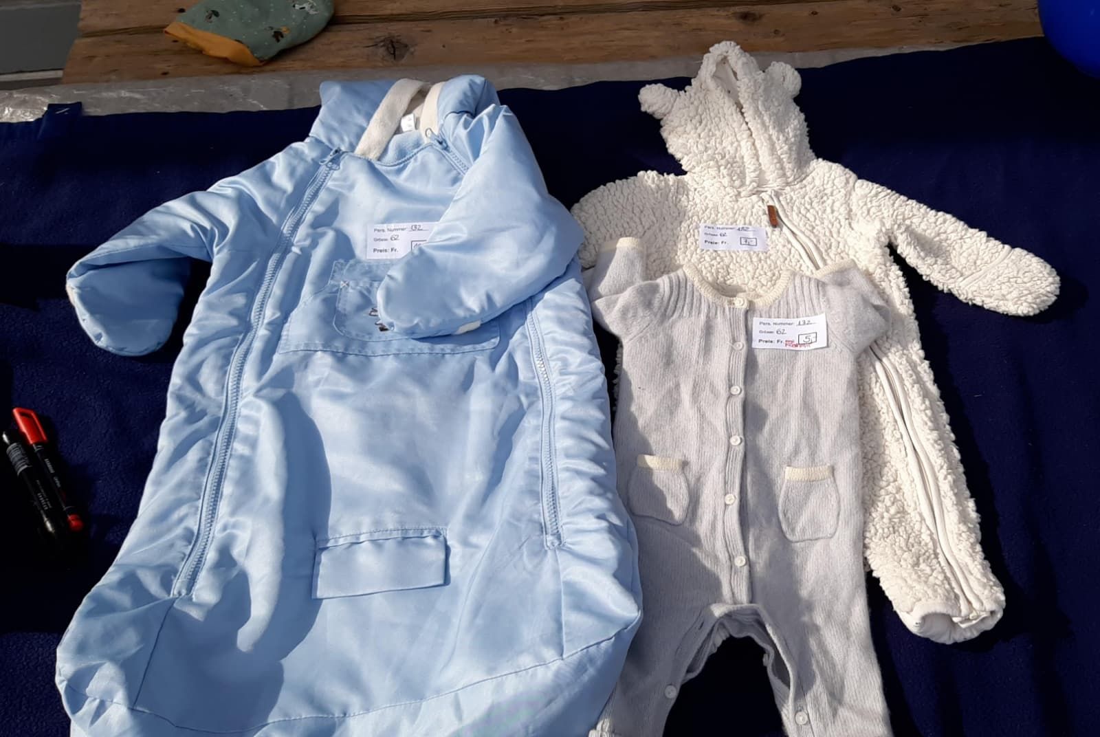Lotti di vestiti: Kinderwagensack & Teddyanzug Gr 62 – Usato da Unterwasser venduto da cla_ttg6