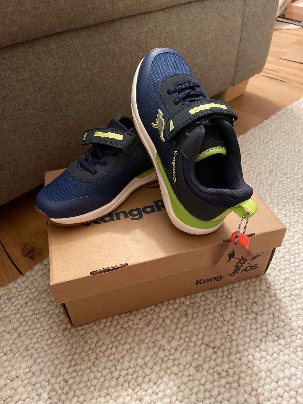 Chaussures hommes: Kangaroos Hallenschuh gr. 32 – Neuf avec emballage d'origine à Oberrohrdorf par Con_8pnq
