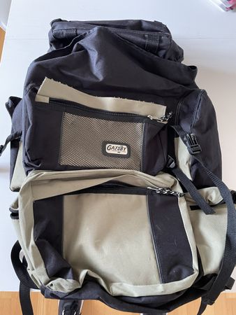 Gatsby Rucksack, perfekt für Wanderungen im Frühling!