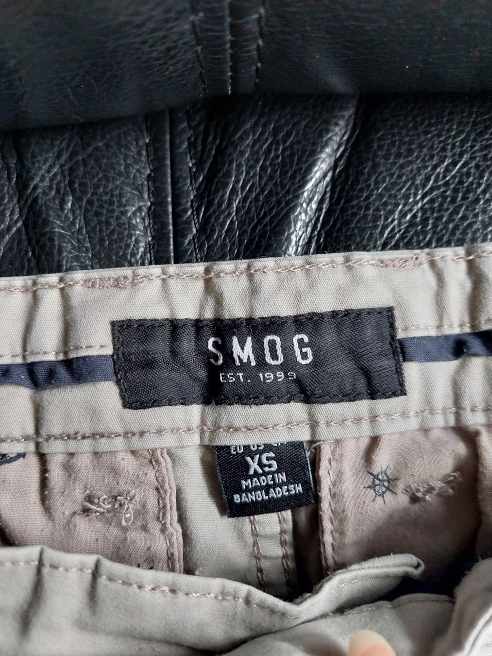 Pantaloni: Shorts – Usato da Wynau venduto da Meysi 1