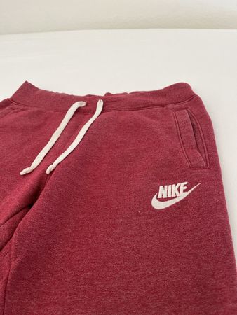 NIKE Jogginghose Gr. M rot Herren