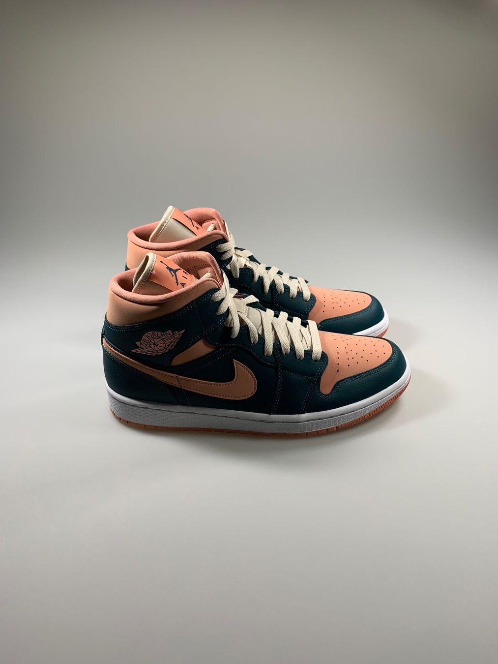 Jordan Scarpe da donna: Jordan 1 Mid Dark Teal Green - Size 43 eu – Nuovo e nell'imballaggio originale da Thörishaus venduto da SnkrsVie 1