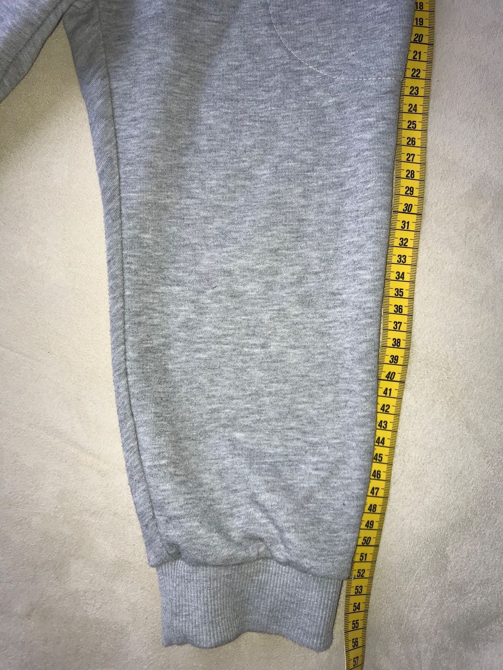 Lotti di vestiti: Set Hose und Pulli 4J – Usato da Meilen venduto da Exclusive00 3