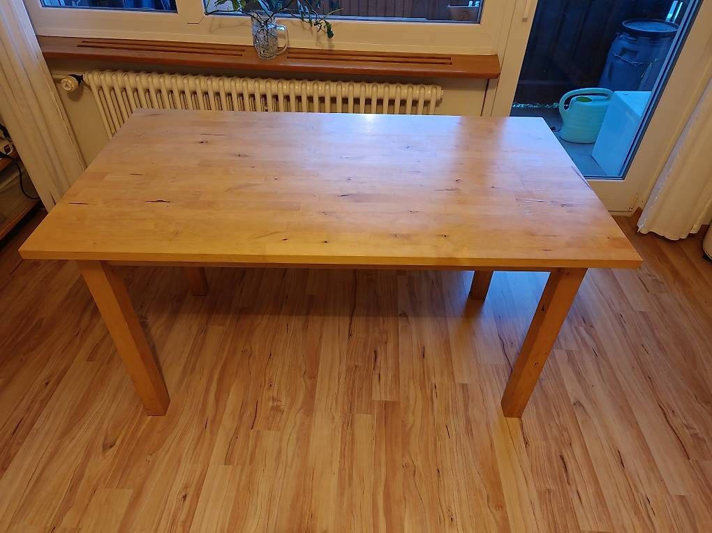 Ikea Tavoli: Ikea Holztisch – Usato da Effretikon venduto da SimidieTulpe