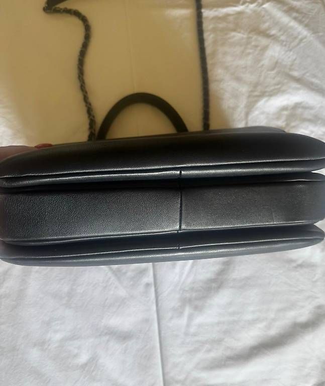 Borse da donna: COCO CHANEL Top Handle Bag – Usato da Zürich venduto da pet_c88v 1