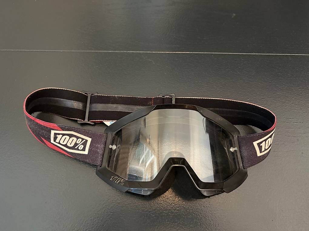 Occhiali & Lenti: 100% Strata MTB-/MX-Goggle Erwachsene, klares Glas – Usato da Chur venduto da TanusJ
