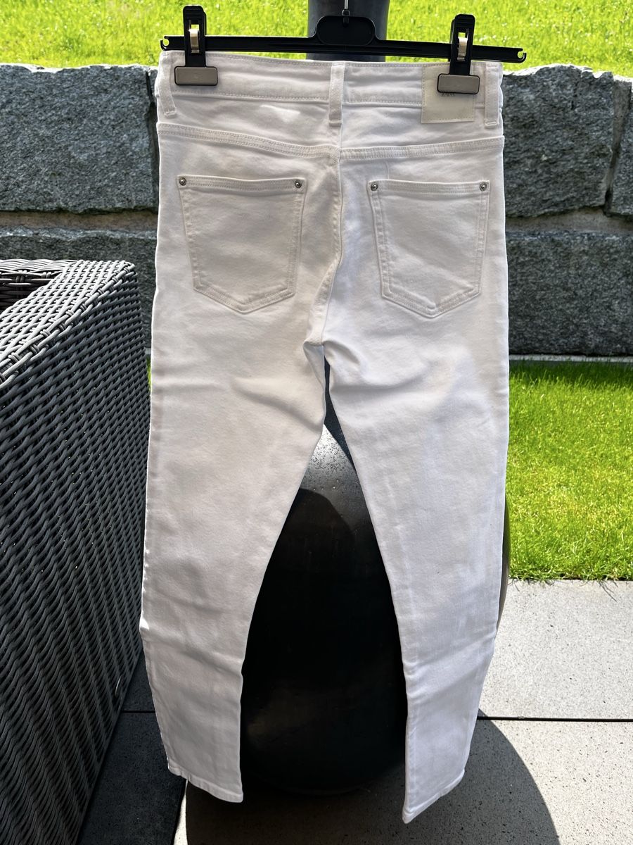 Zara Jeans: Zara Jeans Gr. 36 – Neuf (Voir description) à Hinwil par dire07 1