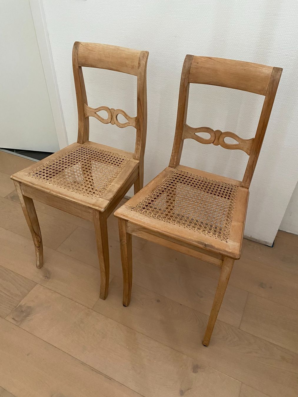 Sedie: 2 Holzstühle mit Geflecht – Usato da Unterterzen venduto da bac_287t 5