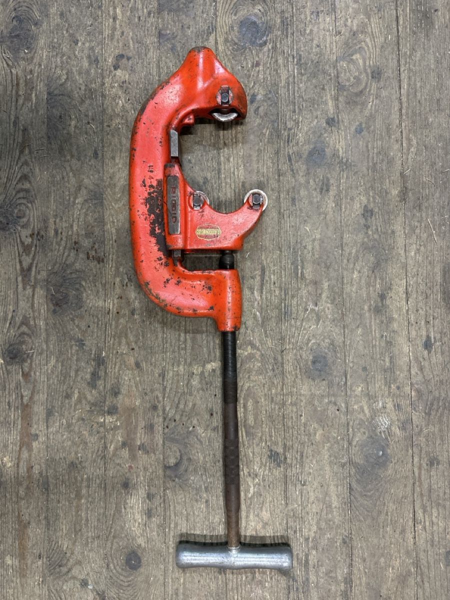 Ridgid Tutti gli attrezzi: Ridgid Rohrabschneider Nr. 4 – Usato da Baar venduto da Hillsboro 3