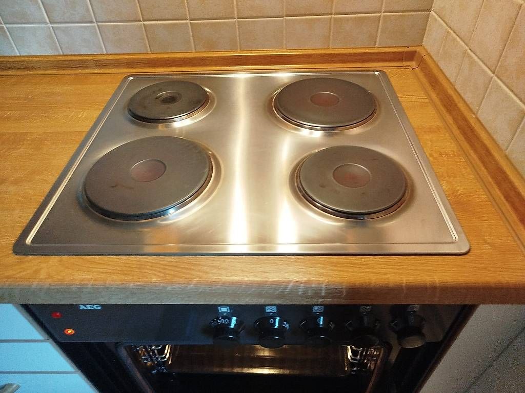 Komplettküchen: Cucina e 3 poltrone – Gebraucht aus Locarno von inf_cl25 1