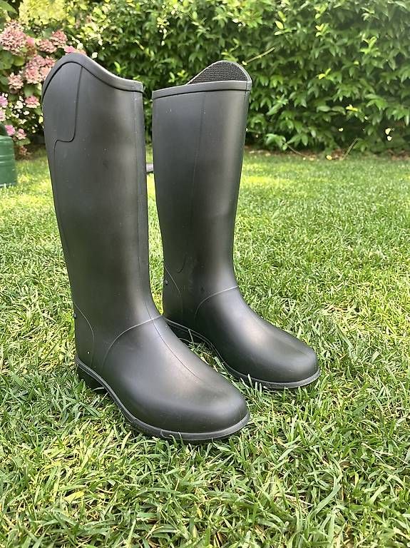 Scarpe per cavalli: Stivali da equitazione per bambini  – Usato da Figino venduto da phschaerer 2