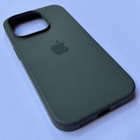 Apple iPhone 14 Pro Silikon Case mit MagSafe Grün