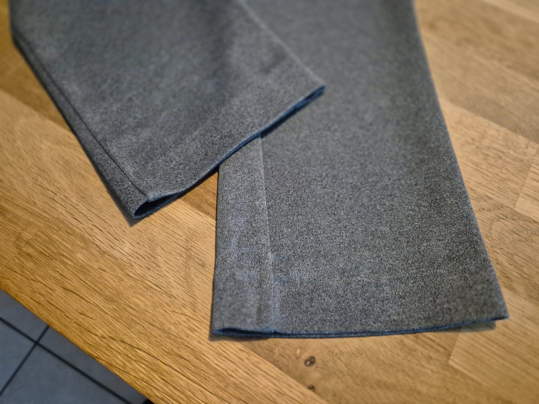Pantaloni: schöne Hose Gr. 34 – Nuovo (secondo la descrizione) da Urtenen-Schönbühl venduto da Lari1 3