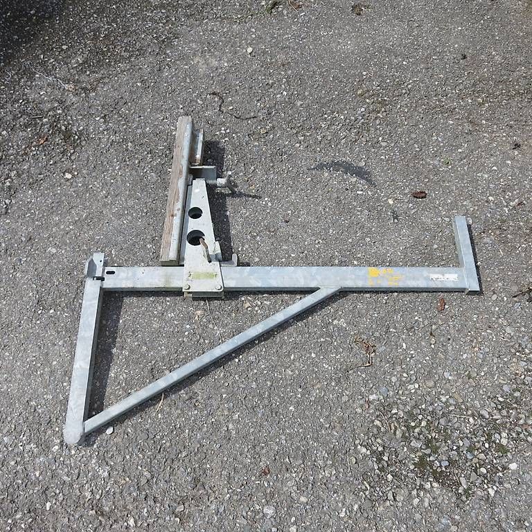 Ponteggi: Schalungskonsolen Mägert BKA 100 – Usato da Schwarzenburg venduto da MX-500