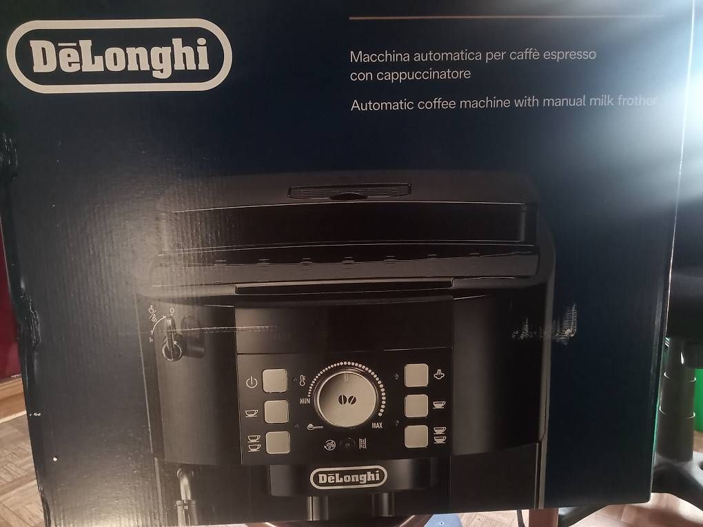 Kaffeemaschinen & Espressomaschinen: DeLonghi ECAM 12.121.B – Gebraucht aus Boltigen von quintus92