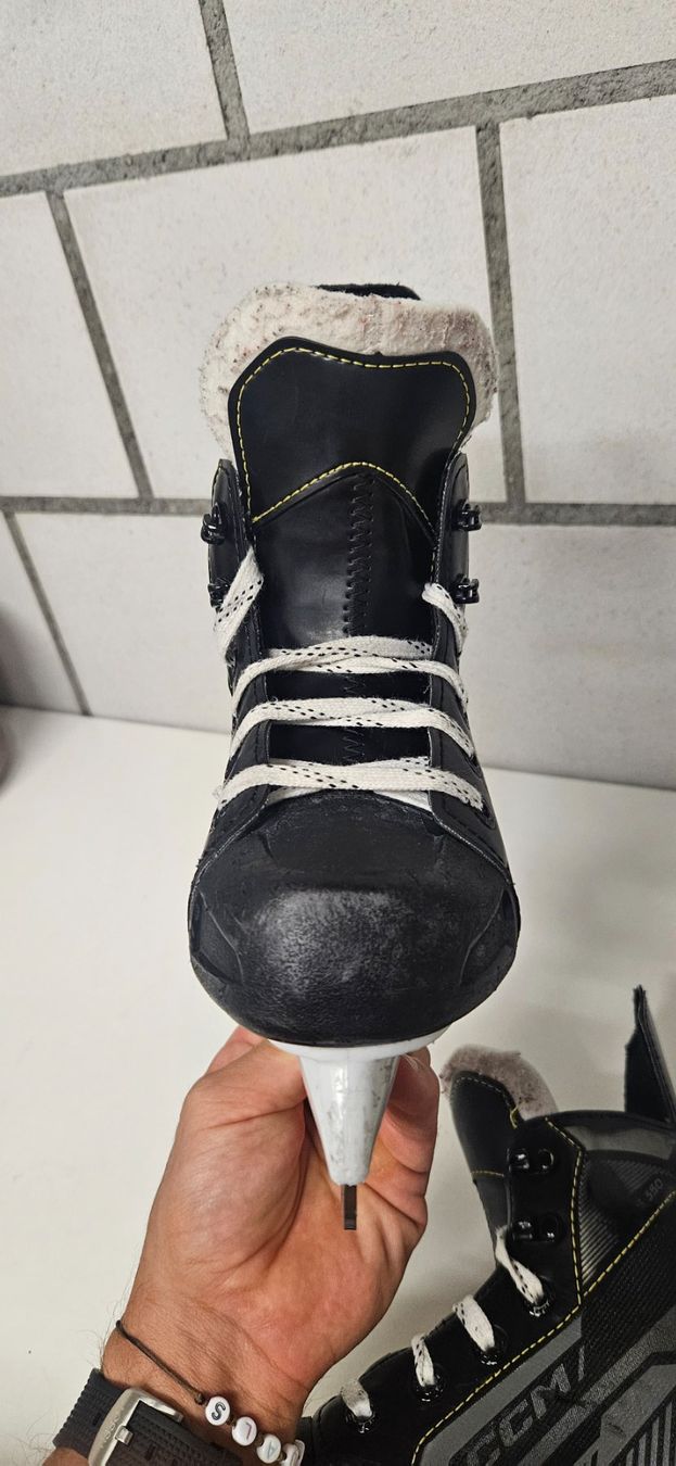 Ccm Pattini da ghiaccio: CCM Tacks Schlittschuhe Kinder Grösse 31 – Usato da Gümligen venduto da JLH14 3