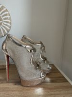 Christian Louboutin Damen High Heels gold Grösse 36.5