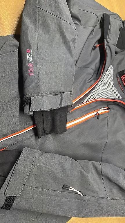 Giacche: Ski-Jacke von Killtec, Grösse 36  – Usato da Wil SG venduto da mar_w7v7 2