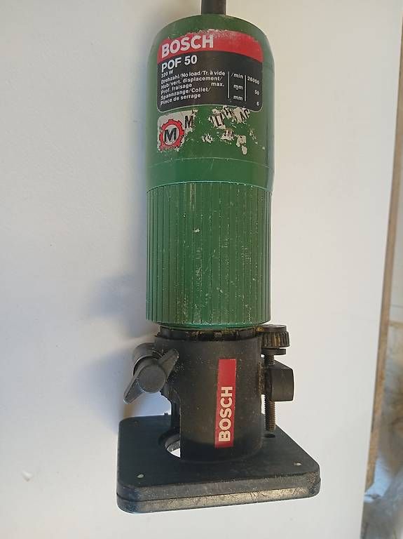 Tutte le macchine: Oberfräse BOSCH POF50 – Usato da Aarwangen venduto da Tobias8000 1