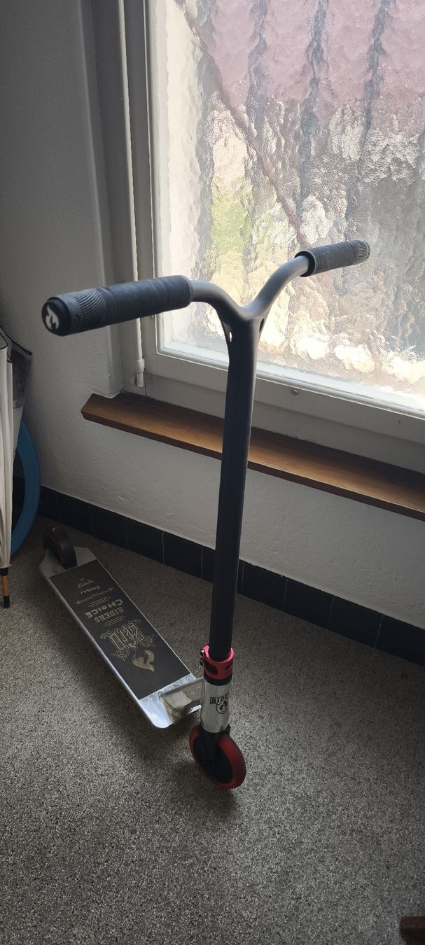 Chilli Kickboard: Chilli Scooter Zero V2 – Nuovo (secondo la descrizione) da Winterberg ZH venduto da sir_f5h6