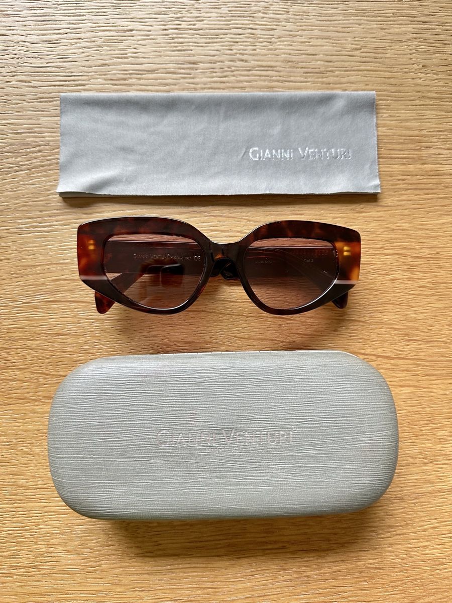 Occhiali & Lenti: Sunglasses from Gianni Venturi – Usato da Zürich venduto da aidapo