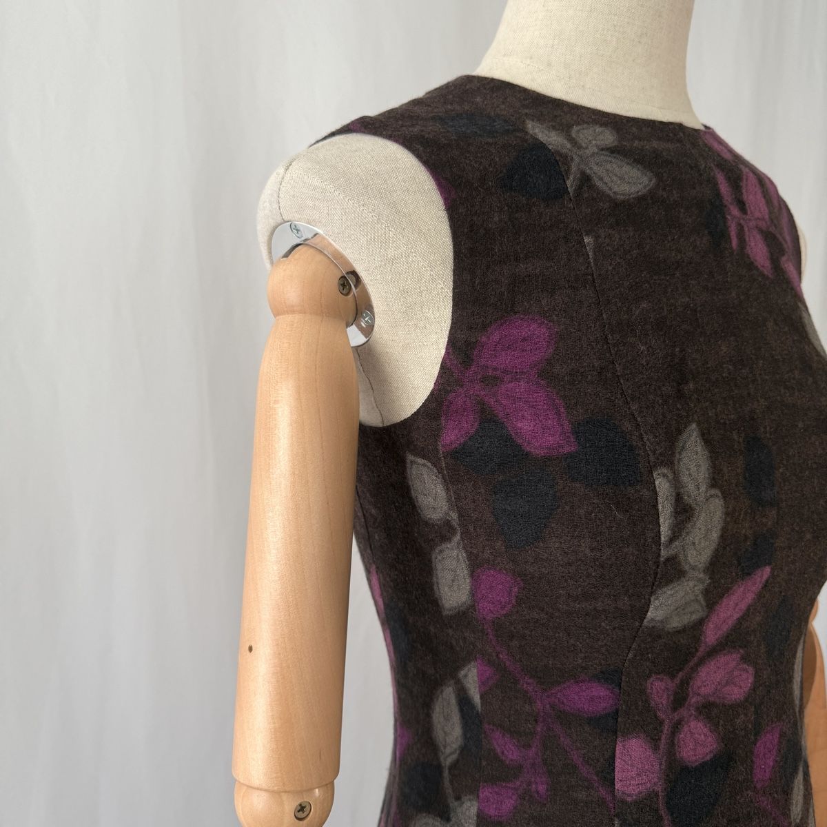 Akris Kleider: AKRIS Wool Dress – Neu (gemäss Beschreibung) aus Emmen von Nightingale_2022 2