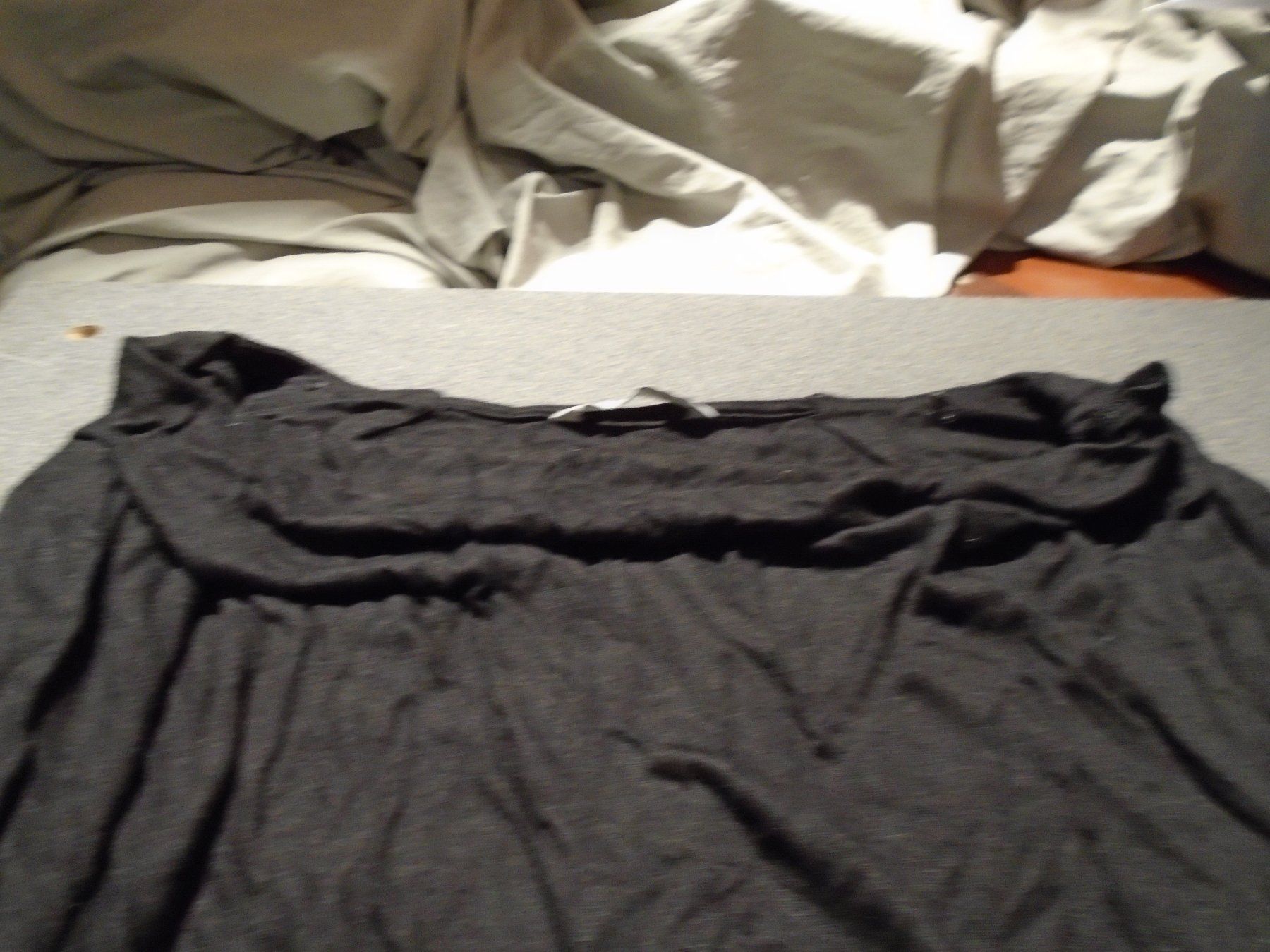 H&M Maglioni & Felpe: Pullover ca. Grösse S, H&M, schwarz, runder Ausschnitt – Usato da Zürich venduto da abraxas1291 1