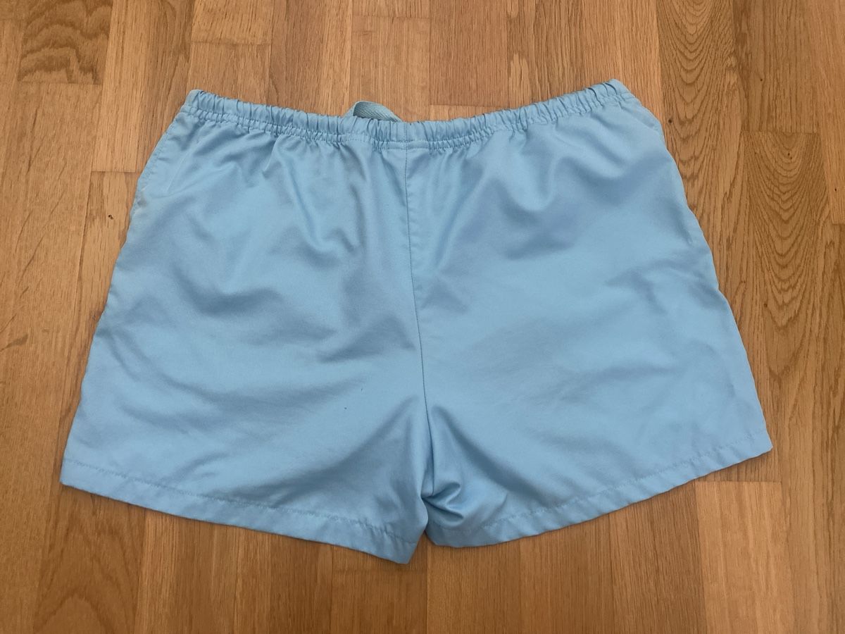 Nike Pantaloni: Nike Shorts, hellblau, Grösse S – Usato da Birmenstorf AG venduto da Midget0 1